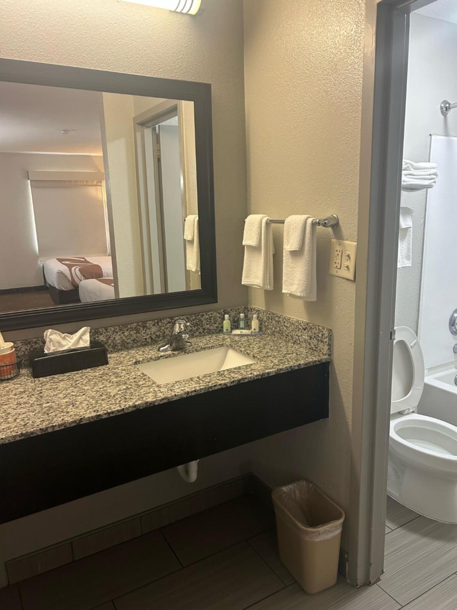 Quality Inn Mt Pleasant - Charleston Mount Pleasant Eksteriør billede